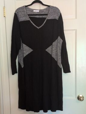 Calvin Klein Black and Gray Long Sleeve V-Neck Knit Dress